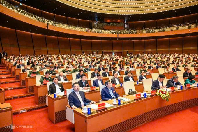 Tổng Bí thư: Xây điểm tựa kinh tế, chấn hưng nền tảng văn hóa