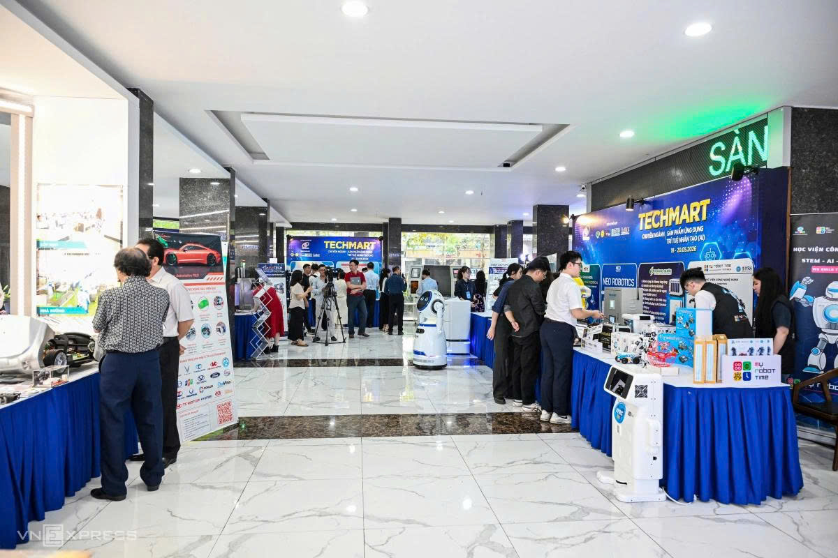 Phiên chợ công nghệ AI tại Hà Nội