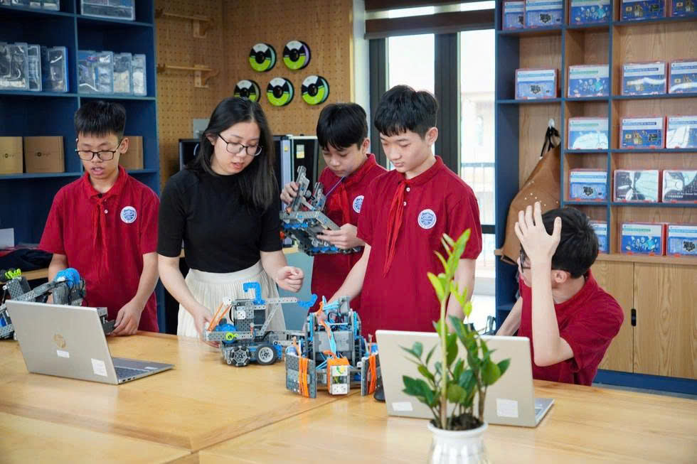 Phát triển giáo dục STEM Việt Nam, lời giải bài toán nhân lực bán dẫn và AI