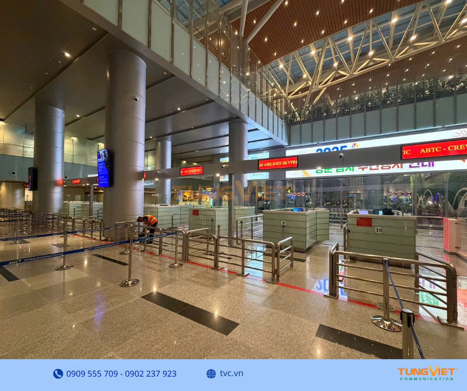 NHẬT KÝ CÔNG TRÌNH TVC TẠI KHU VỰC XUẤT NHẬP CẢNH – HÀNH TRÌNH TỪ Ý TƯỞNG ĐẾN HÌNH ẢNH CHUYÊN NGHIỆP