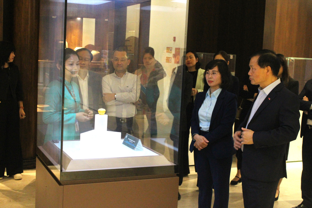 Văn phòng Trung ương Đảng làm việc với tỉnh Quảng Ninh về công tác đầu tư, khai thác bảo tàng